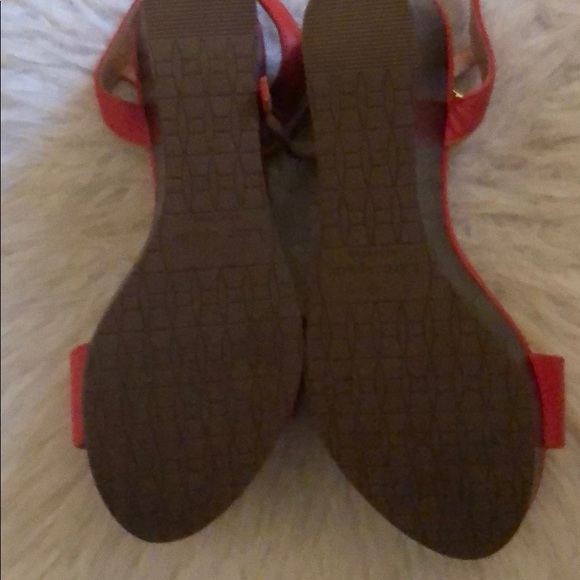 Kate spade wedge 6.5 new - Picture 2 of 2